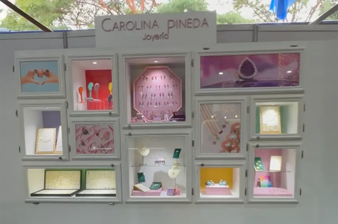 Stand corporativo fabricado por Árbol de Hierro