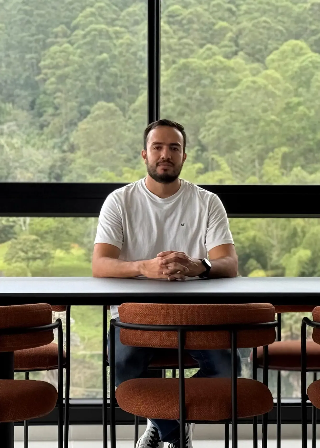 Detalle de fabricación en taller de Árbol de Hierro
